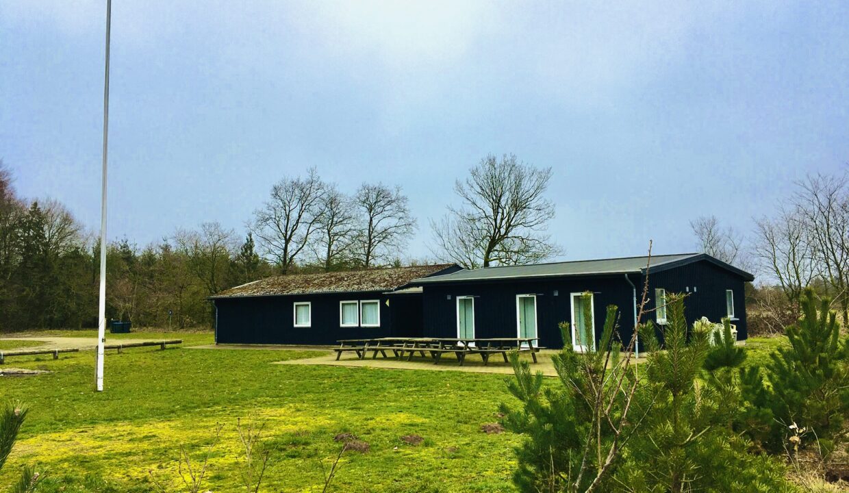 57AC2F35-1D3E-4C50-95BF-8191F4C986E2