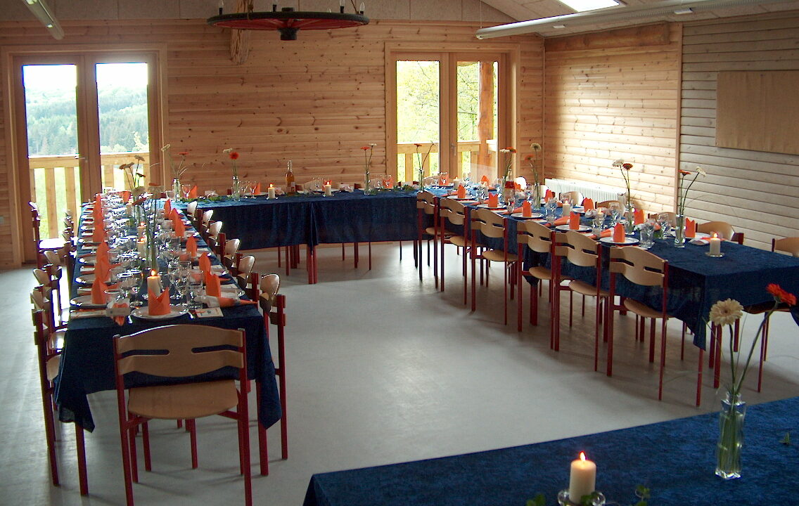 trollhytten fest opdækning