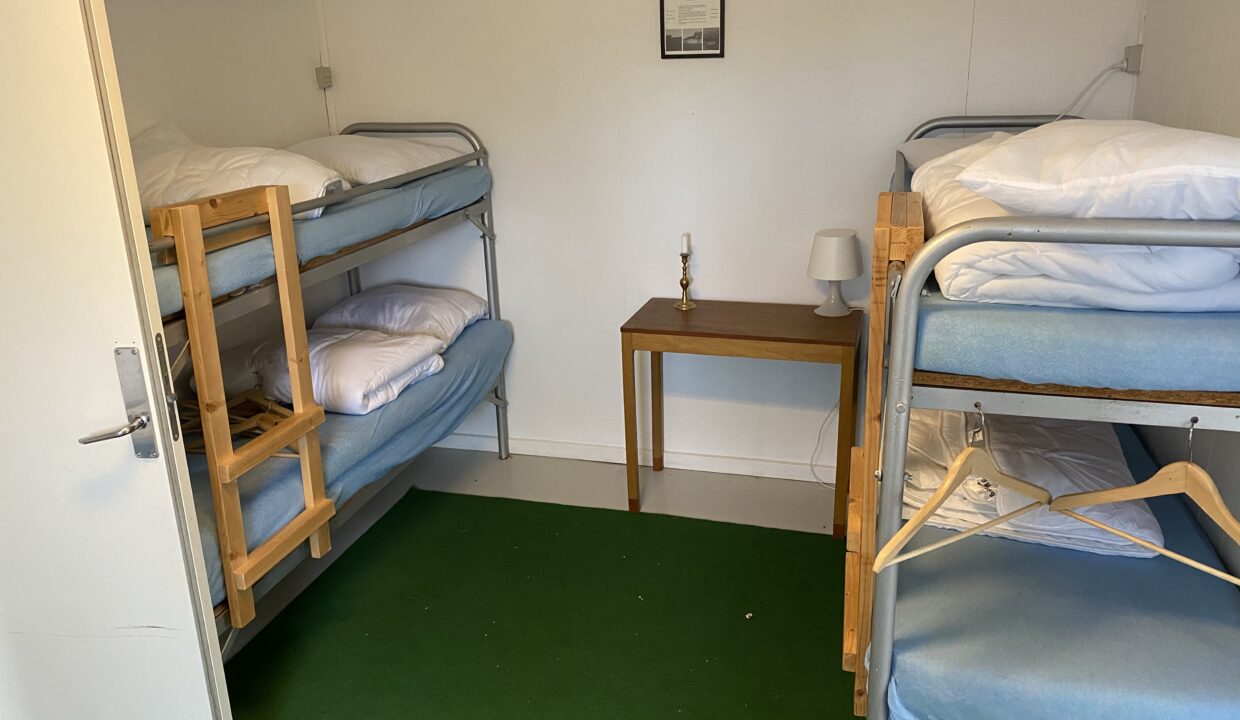 E14649AA-9FCE-4BA6-BA79-9CE092CFB54B