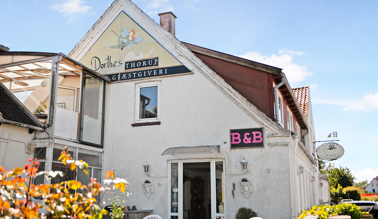 Thorup Gjaestgiveri Indgang Reception