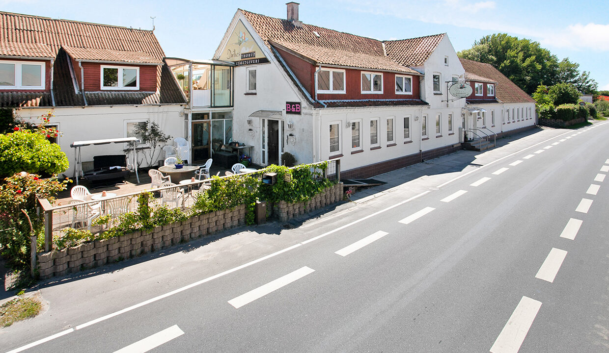 Thorup Gjaestgiveri Vejsiden