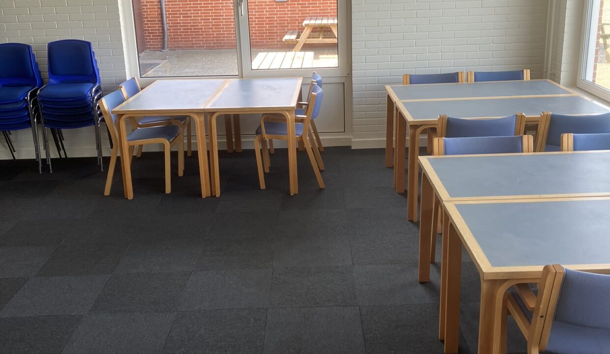 329E67B8-8DF2-47BB-93E4-D81BED3111DD