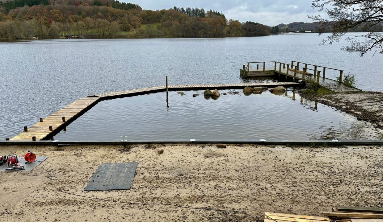 CFF6EC68-6FA7-4291-812F-1B362AA54EB7