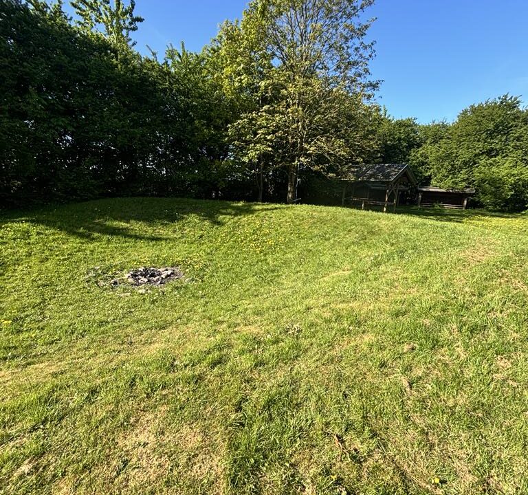 0b73fb27-09e7-45f1-9414-7c0783ea9ad8