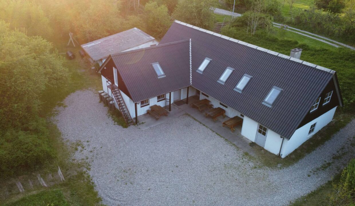 1e4d7fd5-389d-4b06-9d85-79c8a0252b3d