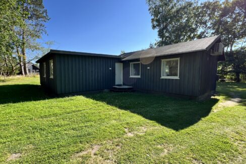 Hytten set fra P-pladsen